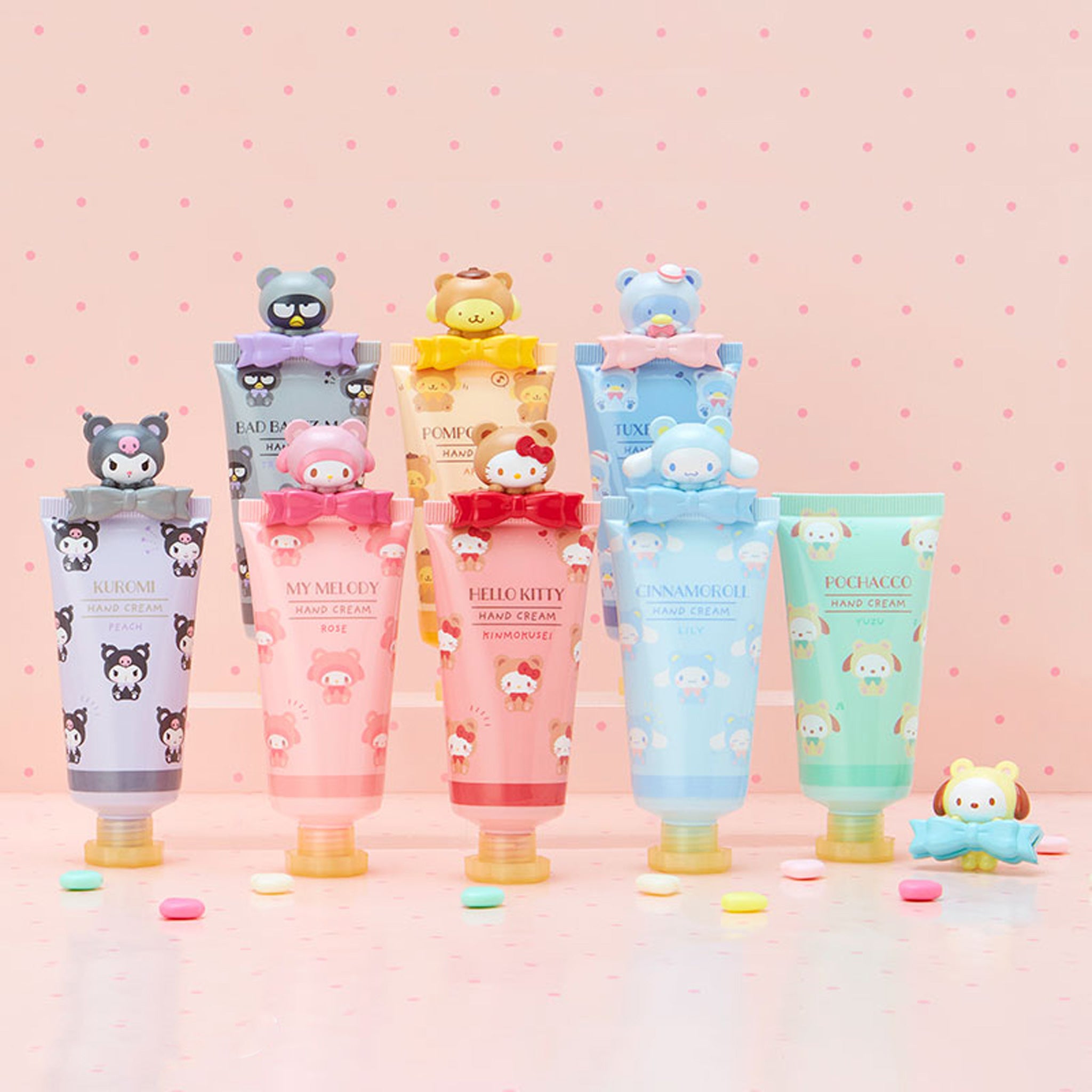 Sanrio Characters hand cream formulated with natural Shea Butter, hands are hydrated deeply while wrinkles are reduced, becoming soft and supple.