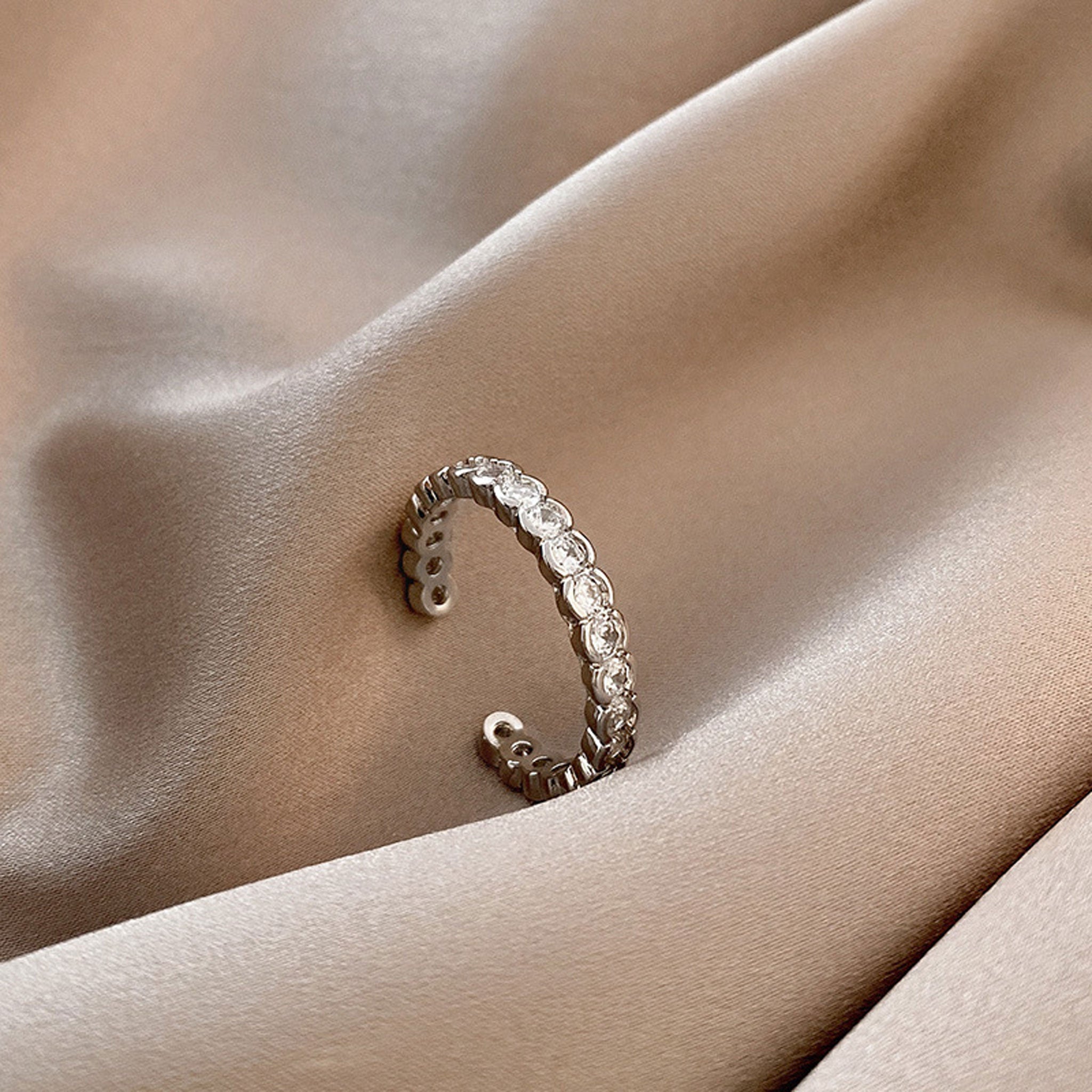 Luxurious Full Zirconia Ring