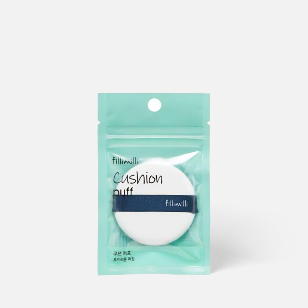 Designed with a dual-sided surface, it picks up and distributes foundation or cushion products evenly across your skin.