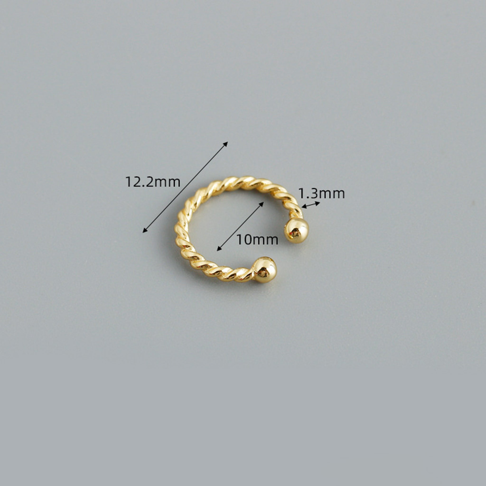 Twisted Ear Cuff