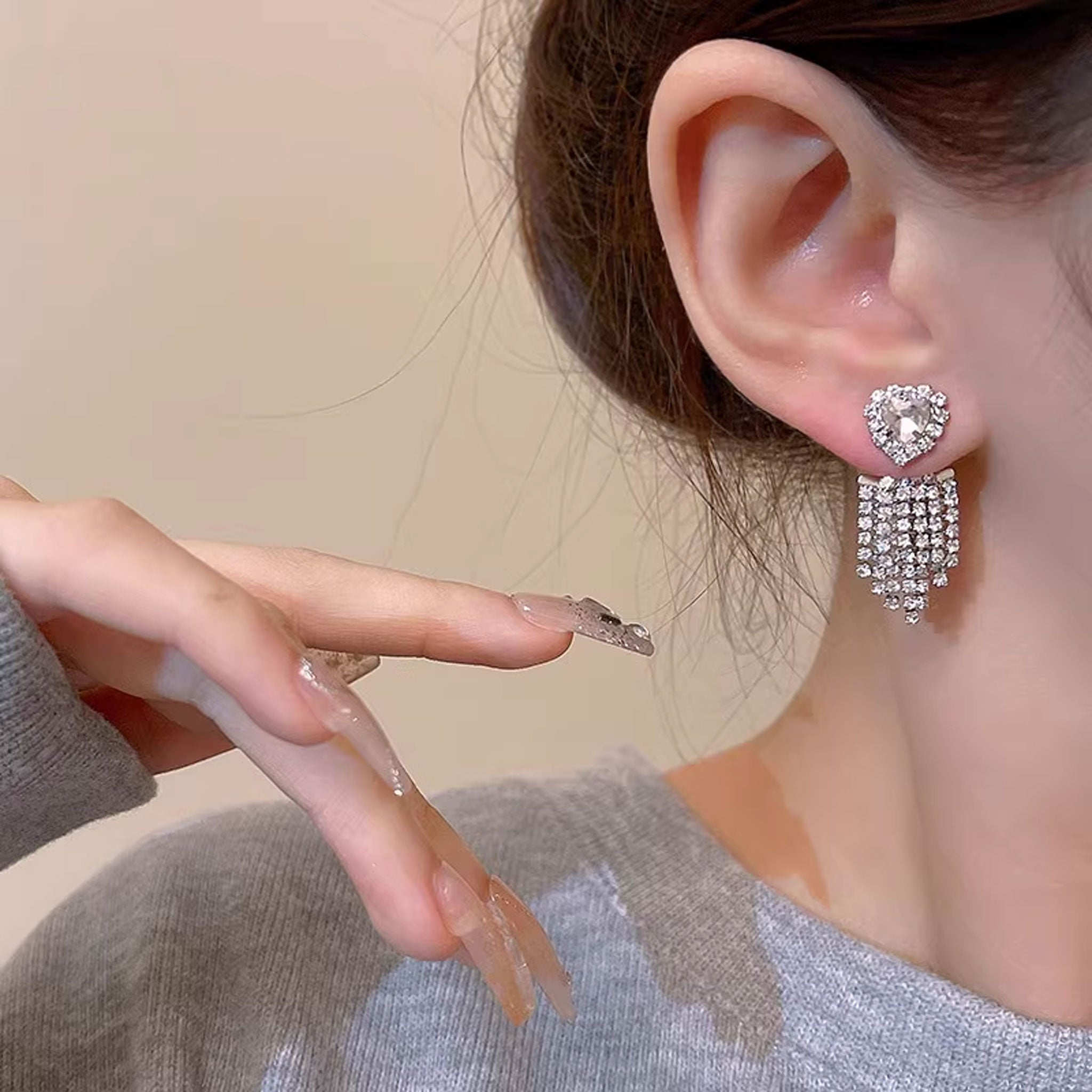 Long Tassel Heart-shaped Earrings 1pair
