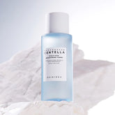 Korean hydrating toner with Centella Asiatica, hyaluronic acids, ceramides, AHA, and LHA for soothing, hydrating, brightening, and exfoliating skin.