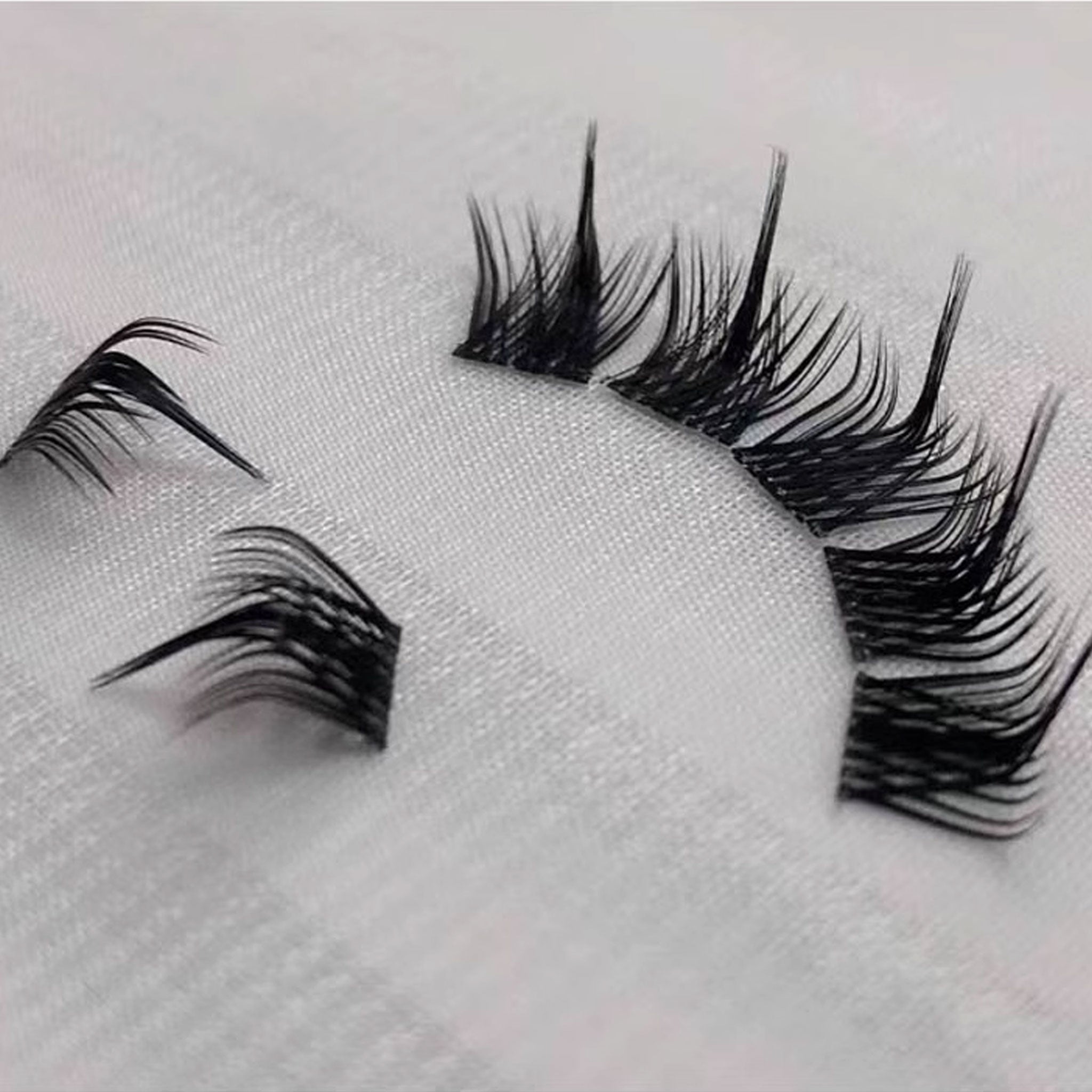 MJSP 90-Degree Fox Lashes L-Shaped L07