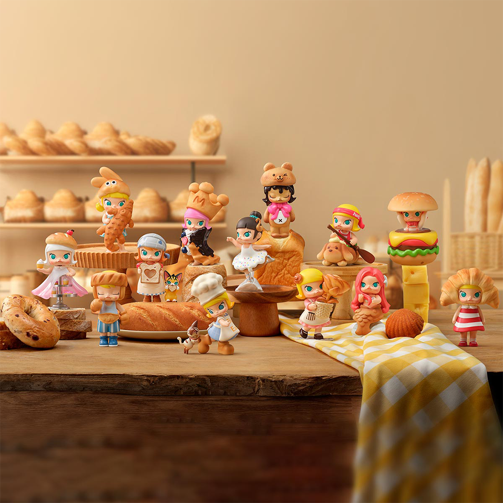 MOLLY Carb-Lover Series Figures