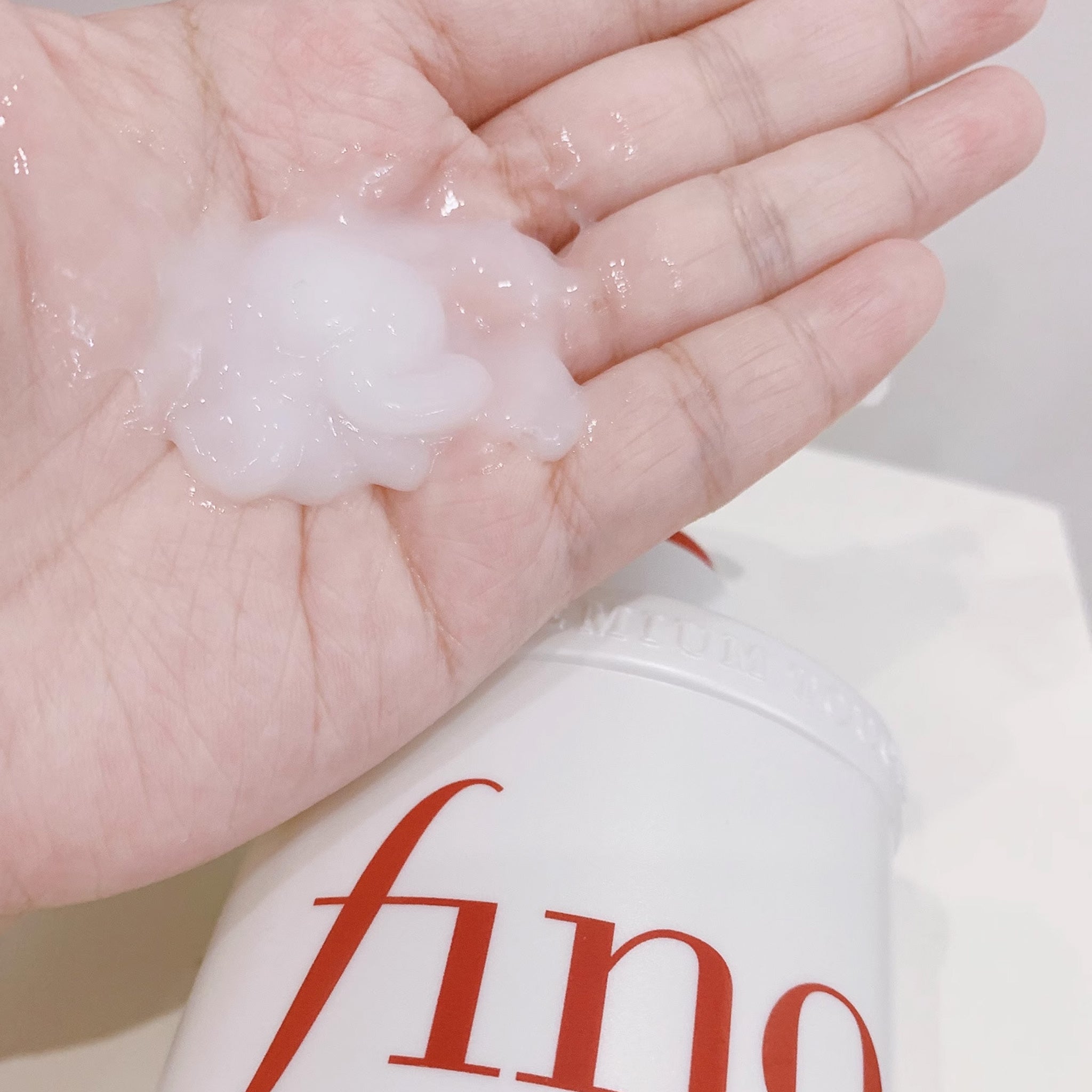 SHISEIDO 资生堂 FINO 美容复合精华护发素 保湿型 550ml