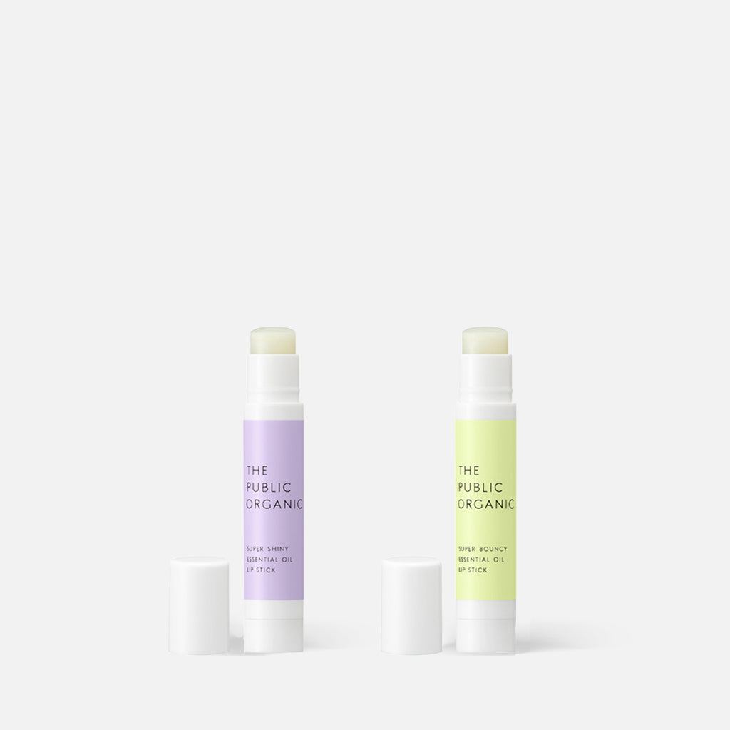 It is a nourishing lip color enriched with organic essential oils that provide hydration and protection for the lips