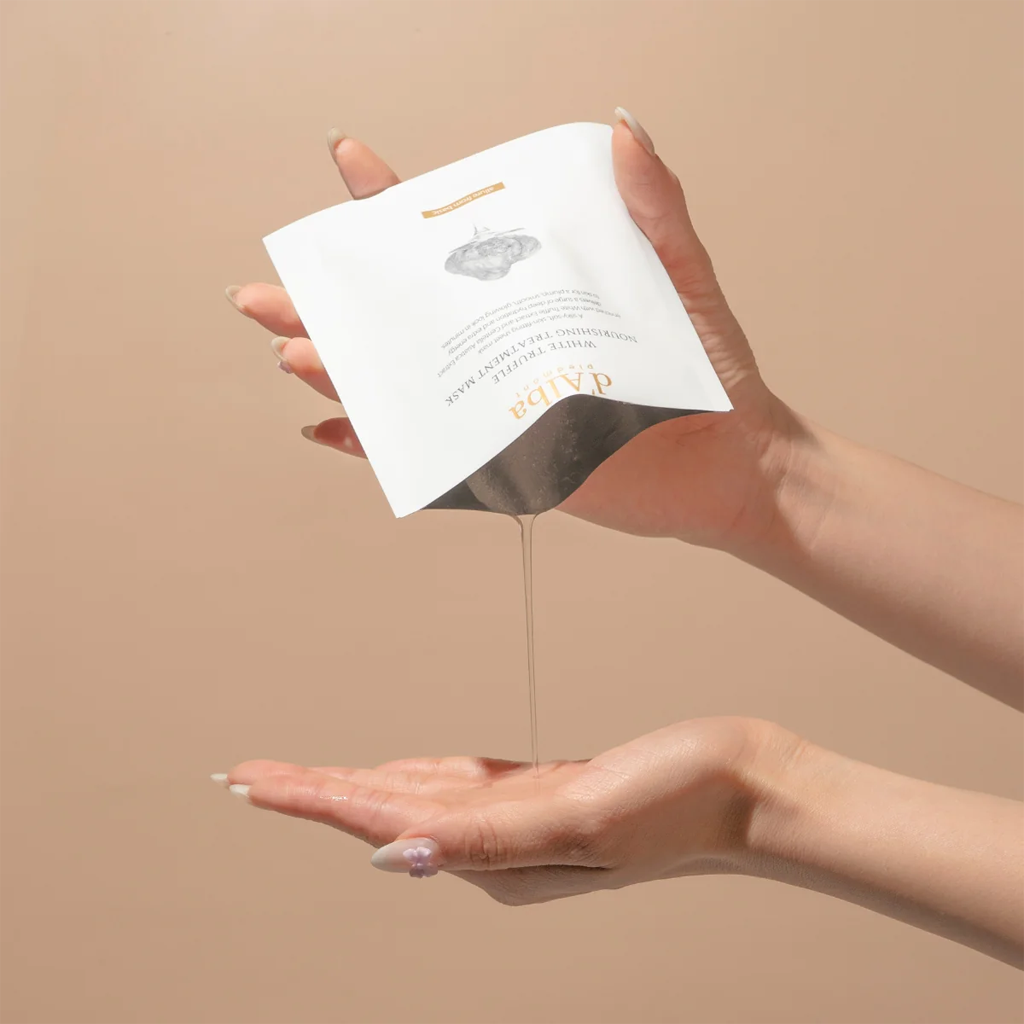 d'Alba White Truffle Nourishing Treatment Mask