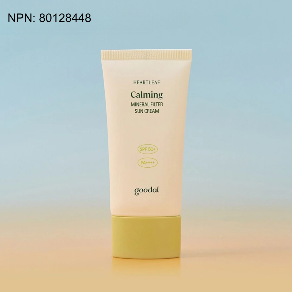 It offers gentle sun protection with 49.5% Heartleaf extract. 